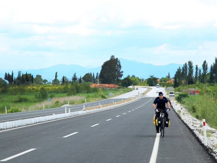Asfalt ağladı azmimize